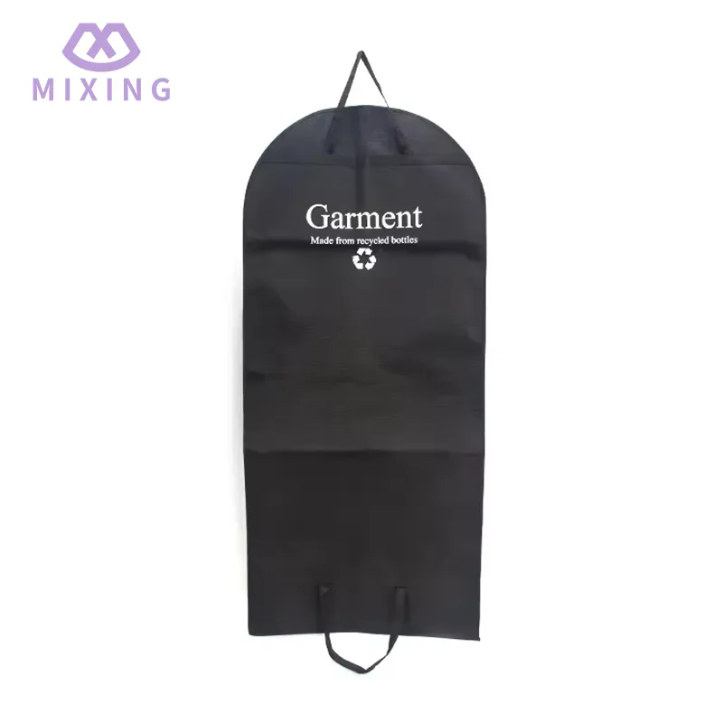 ¿Qué efecto tiene el uso de una bolsa de prenda en la ropa?